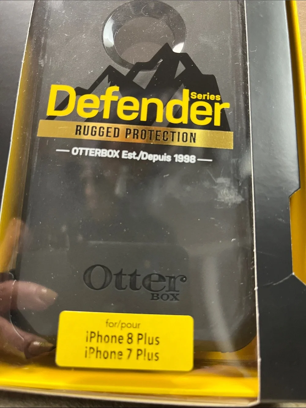 OtterBox Defender Series Black and Yellow iPhone 8 Plus / 7 Plus Case